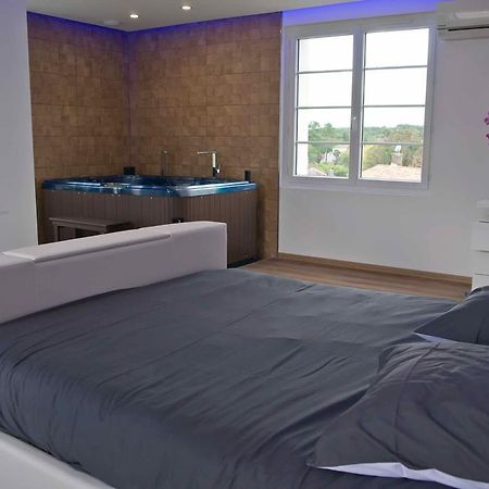 バルバスト Moulin Des Tours Bed & Breakfast エクステリア 写真