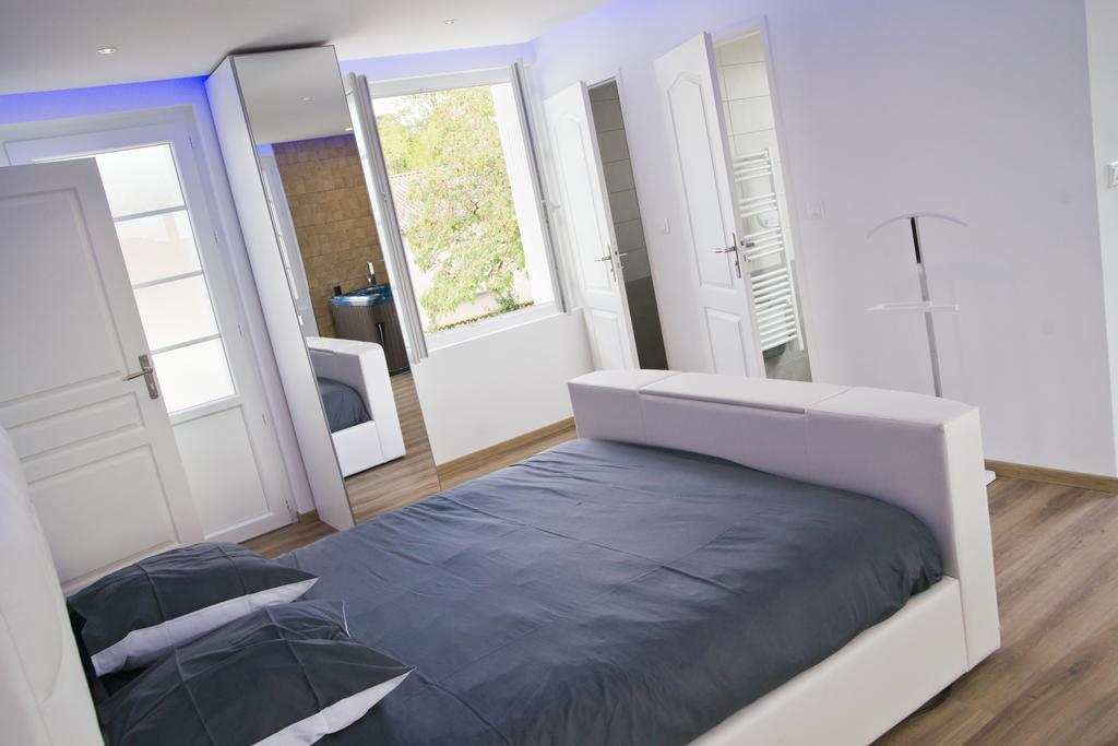 バルバスト Moulin Des Tours Bed & Breakfast 部屋 写真